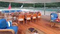 LAUREL - Upper Aft Deck Dining